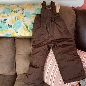 Brown toddler snowpants. Like new